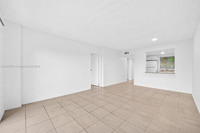Building Photo - 2611 NW 56th Ave