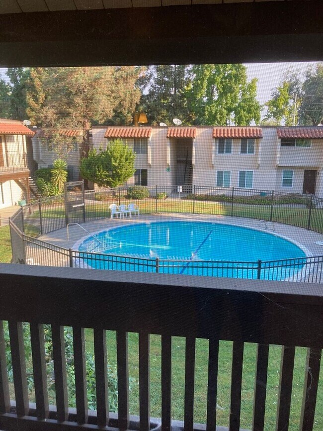 Building Photo - 975 Murrieta Blvd