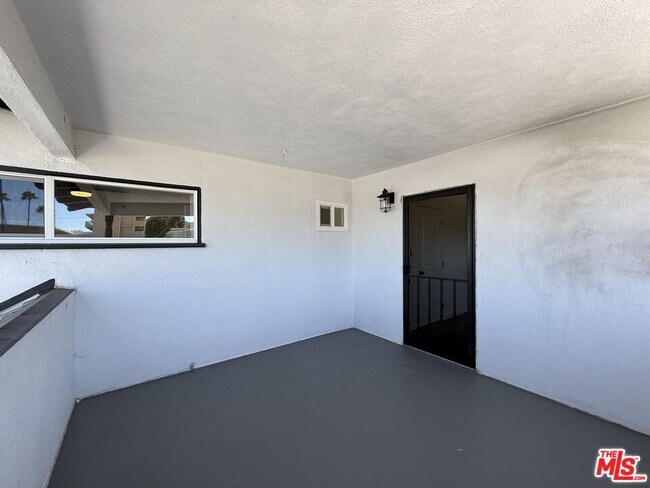 Building Photo - 25226 Loytan St