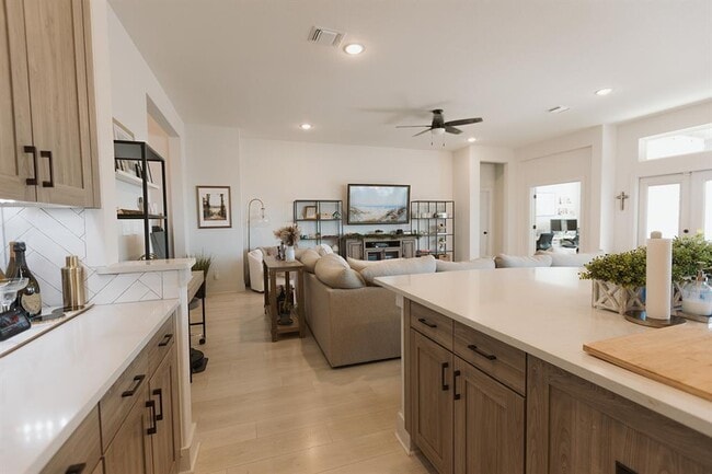 Building Photo - 808 Karst Cv