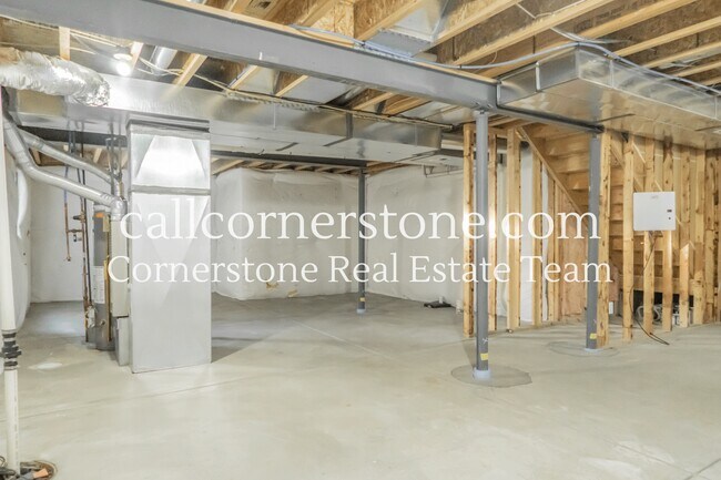 Building Photo - 7975 Superior Hill Pl