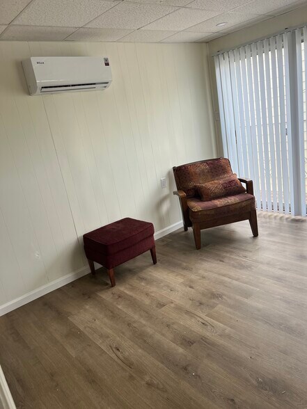 Building Photo - 300 Huntingdon Pike