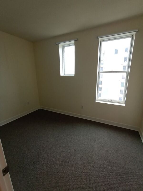 Building Photo - 2024 2nd Ave N