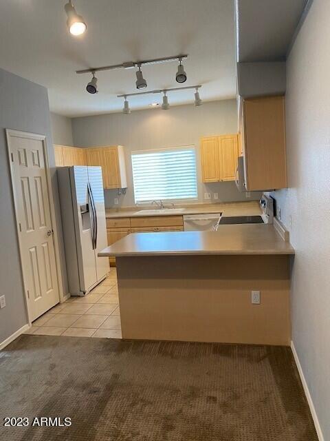 Building Photo - 7401 W Arrowhead Clubhouse Dr