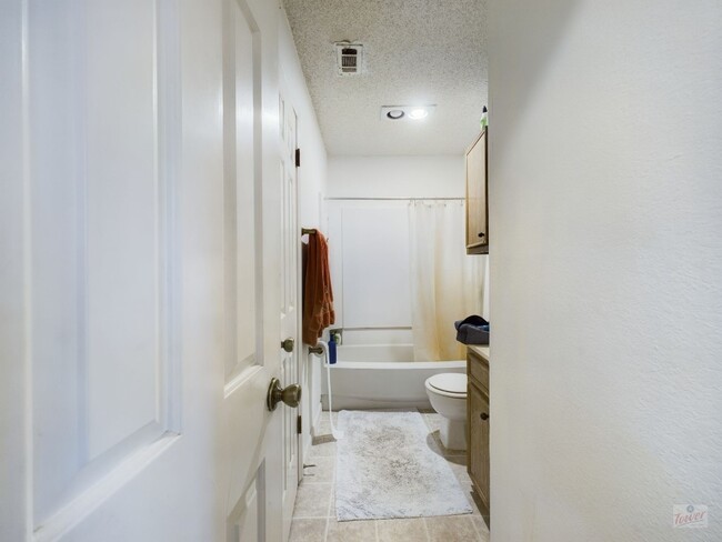 Building Photo - 4111 Speedway-