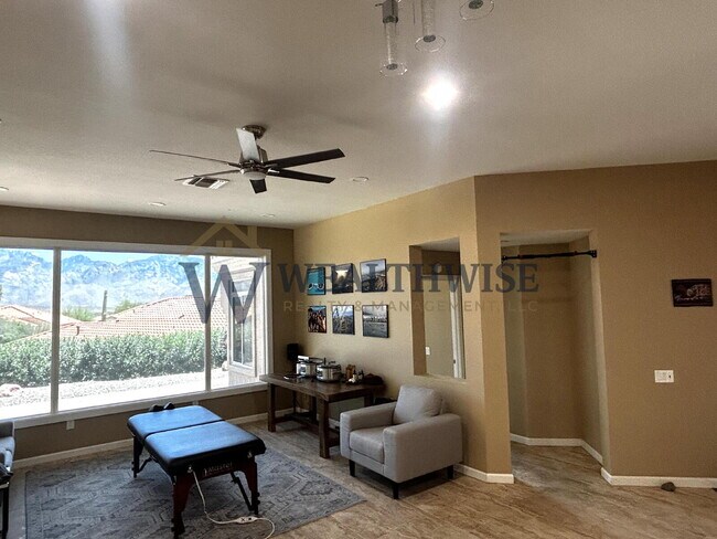 Building Photo - Luxurious 2 Bedroom 2 Bath Home for Rent in Sun City, Oro Valley 14286 N Wisteria Way, Oro Valley...