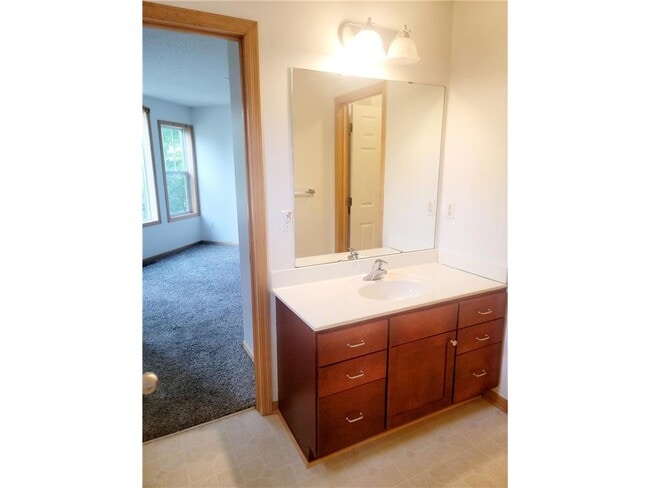 Building Photo - 3049 Chamberlain St