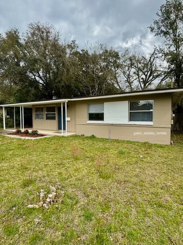 Primary Photo - 10235 Elmhurst Dr
