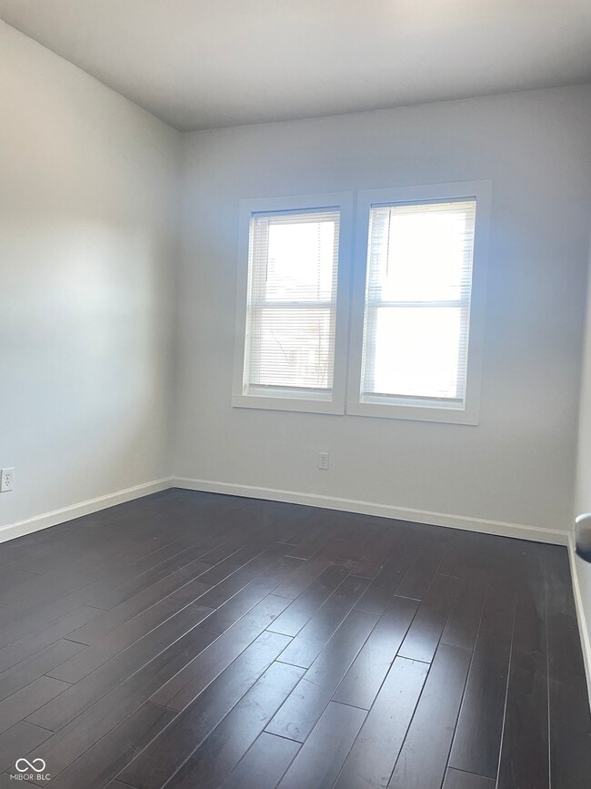 Building Photo - 3818 Central Ave