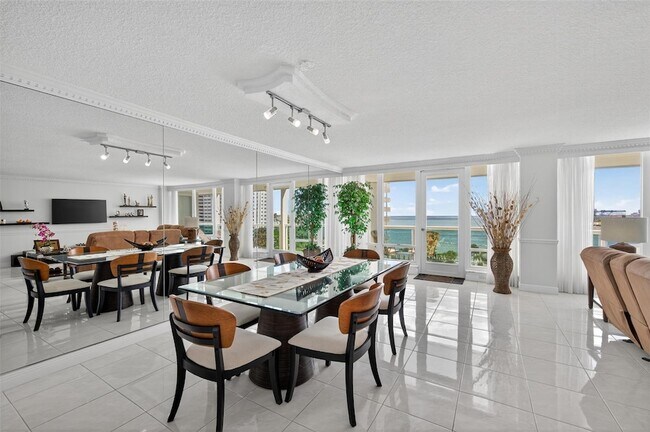 Building Photo - 2100 S Ocean Ln