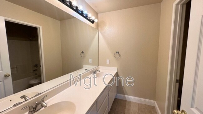 Building Photo - 1980 Olympia Fields Dr