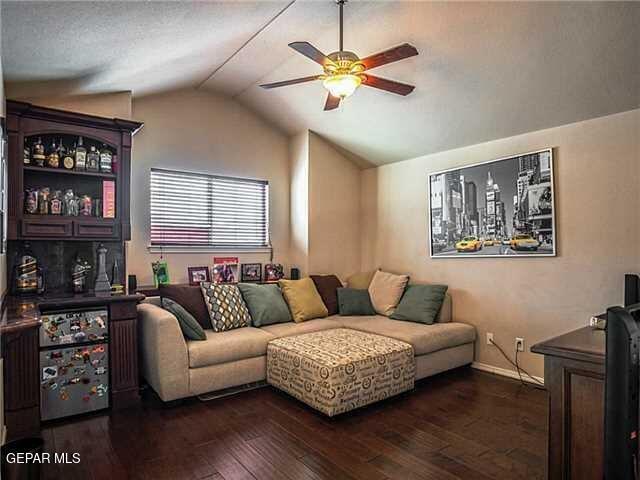 Building Photo - 6609 Parque Del Sol Dr