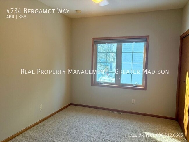 Building Photo - 4734 Bergamot Way