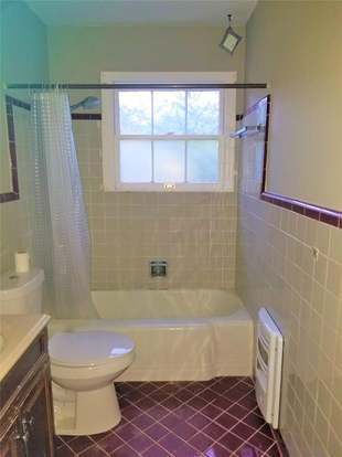 Building Photo - 3616 W Seminary Dr