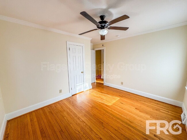 Building Photo - 2501 Jefferson Dr