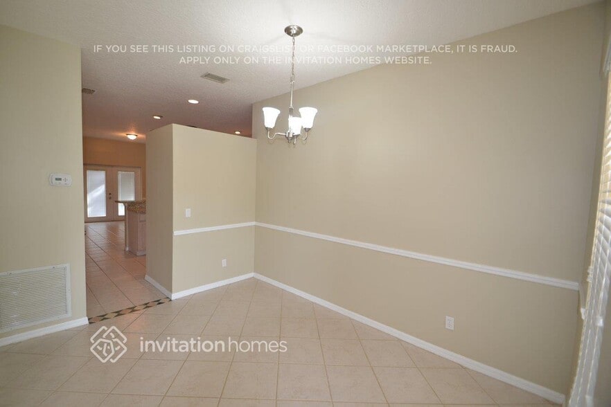 Building Photo - 4455 Sunset Cay Cir