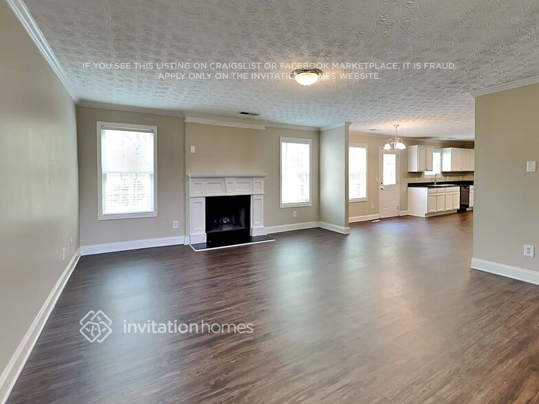 Building Photo - 707 Dellrose Trce