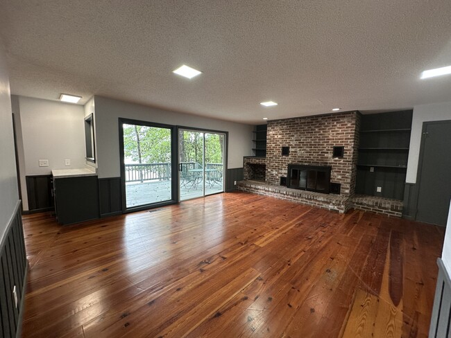 Building Photo - 112 Choctaw Dr