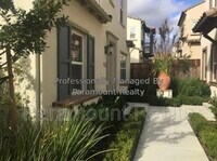 Building Photo - 2017 Tarragon Rose Ct