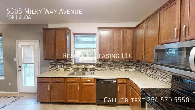 Building Photo - 5308 Milky Way Ave