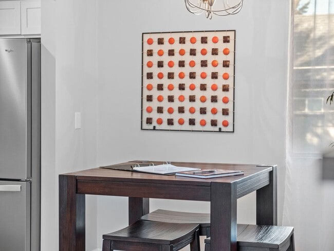 Building Photo - Comfort & Convenience in the Heart of Spokane (Furnished)