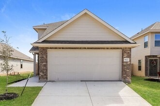 Building Photo - 9422 Somers Bend