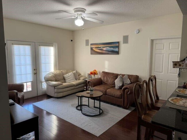 Building Photo - 14316 Fredricksburg Dr