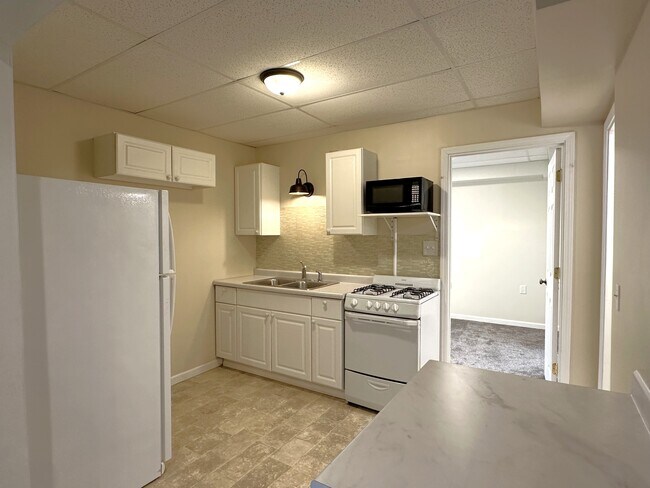 Building Photo - 15493 Yellow Pine St NW