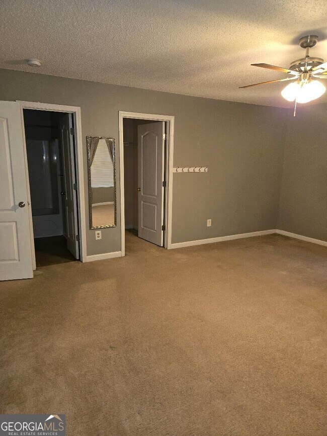 Building Photo - 430 Bridgewater Way