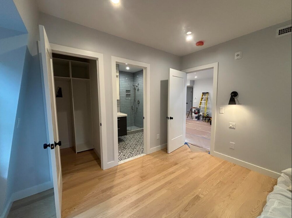 Building Photo - 12 Aldersey St