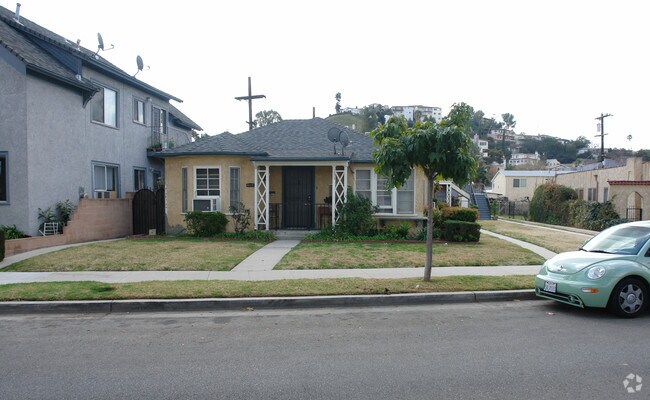 Building Photo - 1332 E Garfield Ave