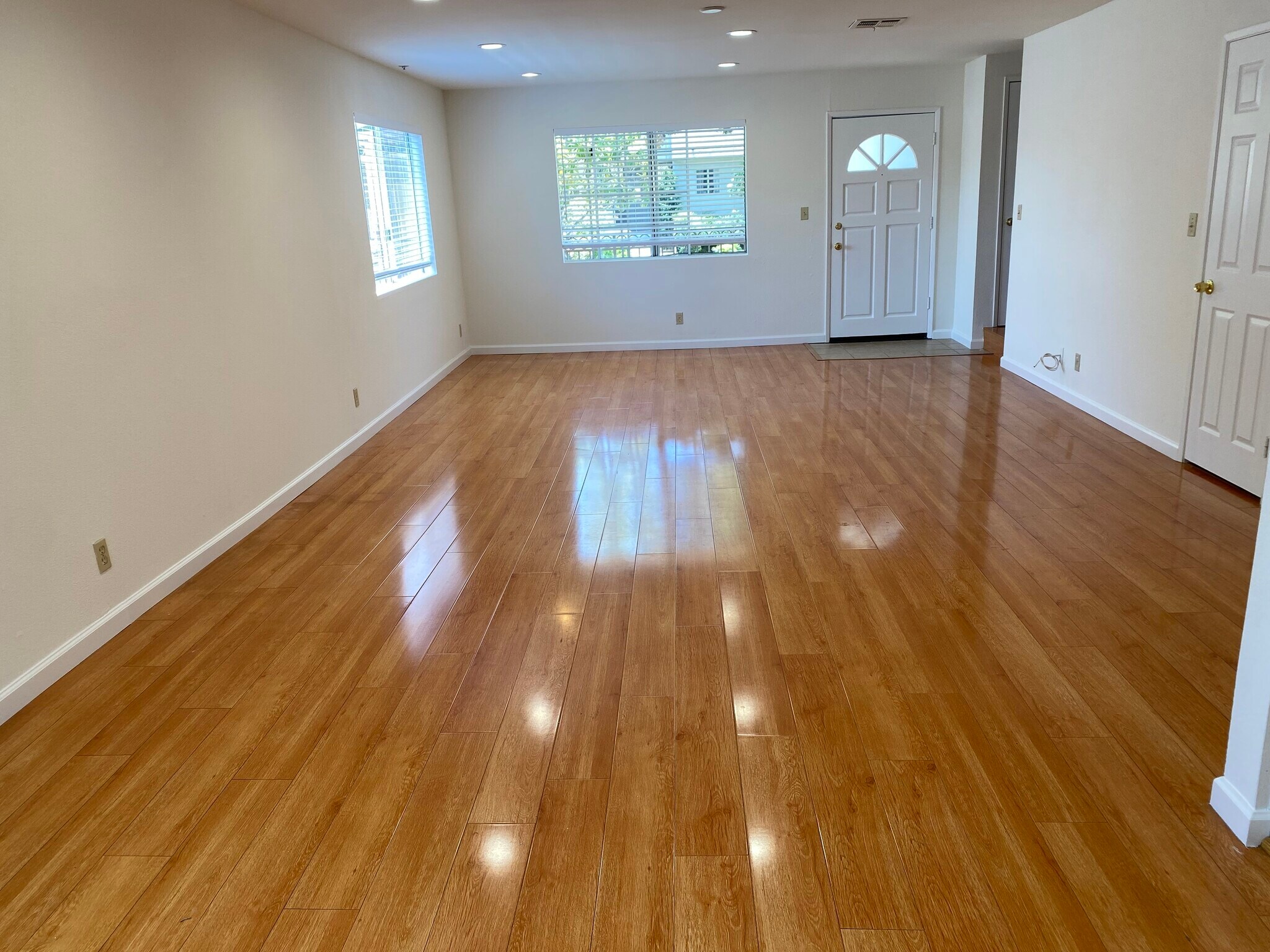 Living Room/Grand Room - 308 E Valencia Ave