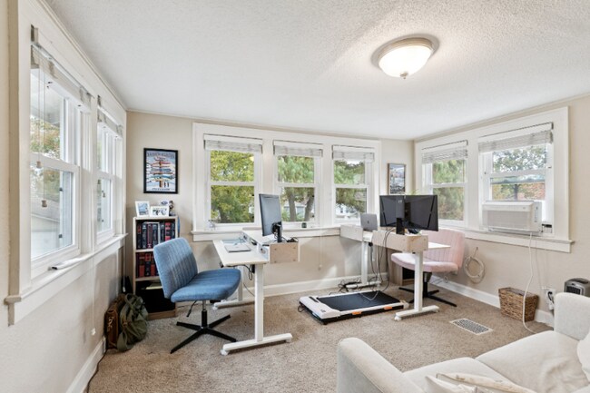 Building Photo - 7527 Madison Ave