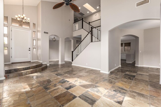 Building Photo - 7690 E San Fernando Dr