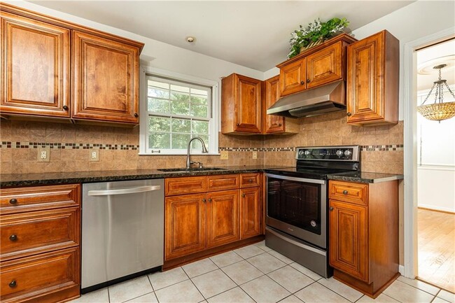 Building Photo - 5115 Vernon Ridge Dr