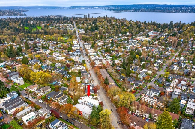 Building Photo - 1Bd/1Ba Seattle Condo