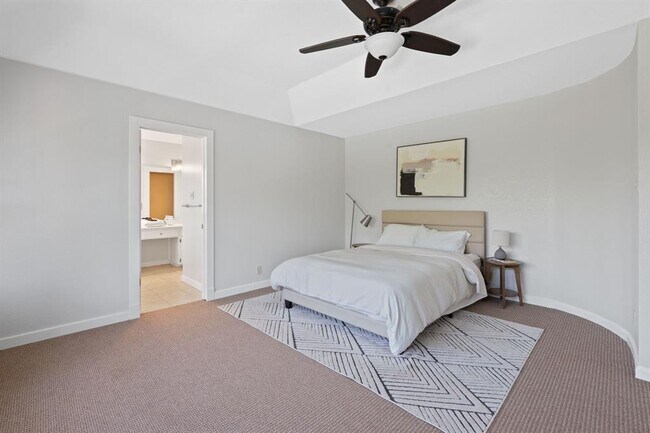 Building Photo - 7604 Vail Valley Dr