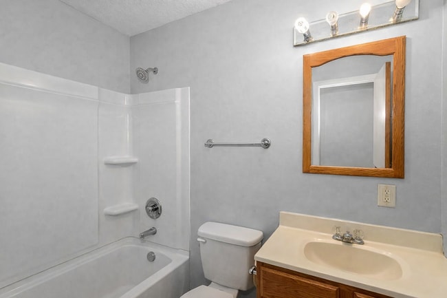 Building Photo - 4838 W Troy Ave