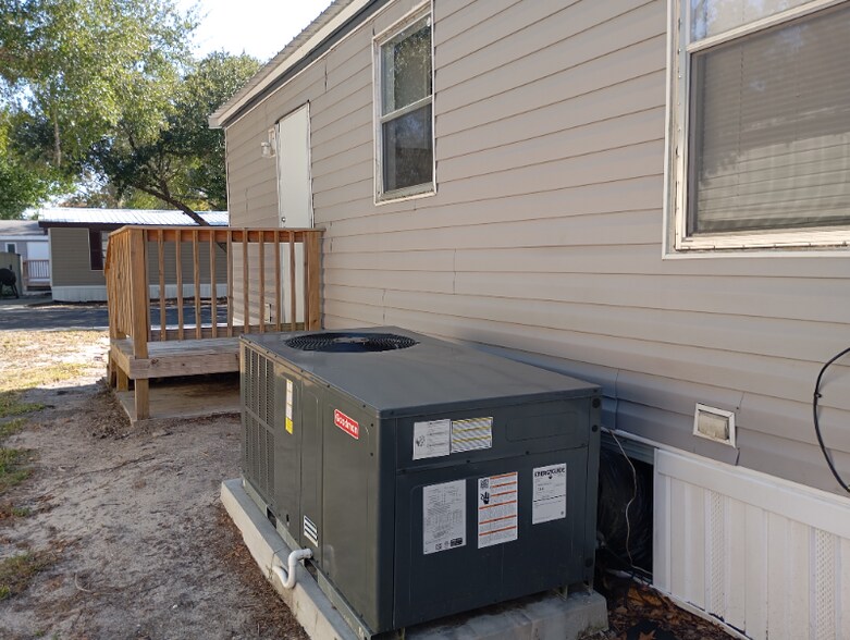 Primary Photo - 14033 Bream Dr