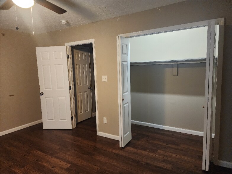 Building Photo - 1411 Tangora Ln