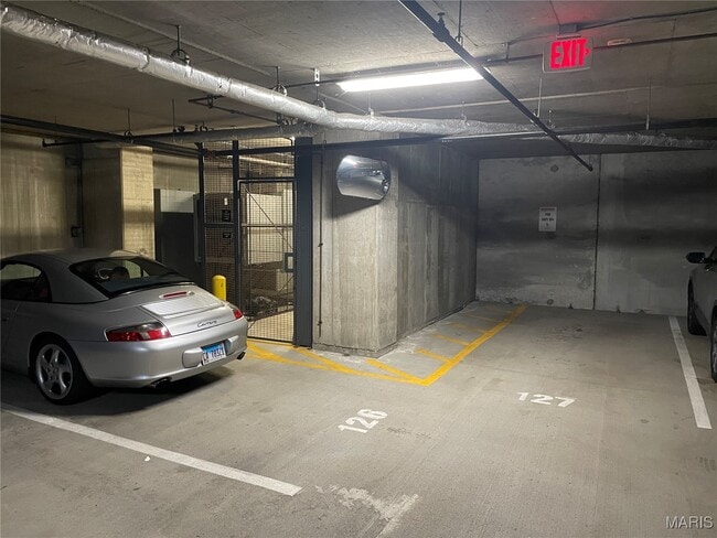 Building Photo - 4909 Laclede Ave