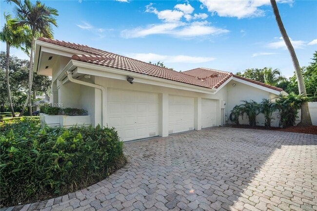 Building Photo - 9818 SW 111th Terrace