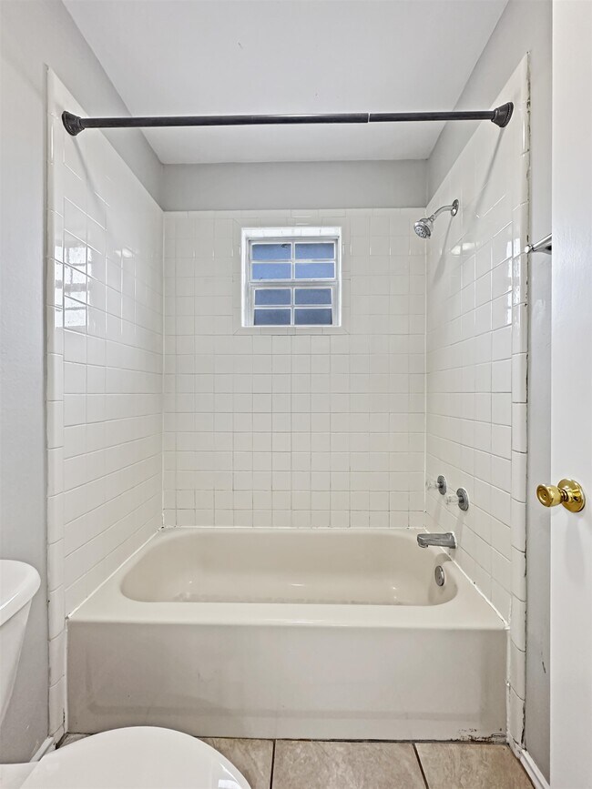 Building Photo - 2908 Green St