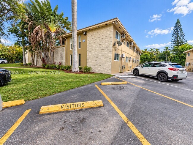 Building Photo - 6310 SW 79th St