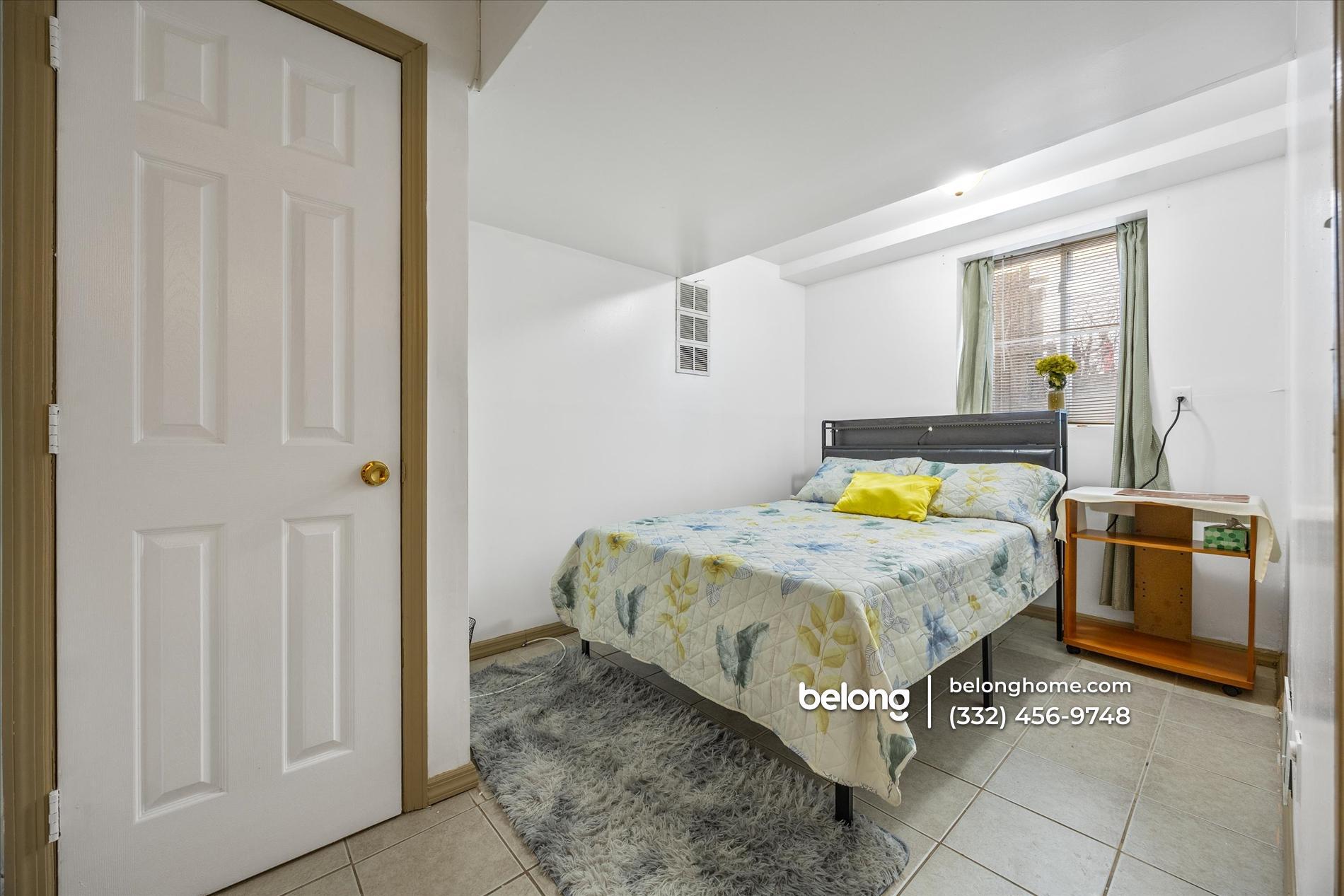 Building Photo - 18 Wayne St