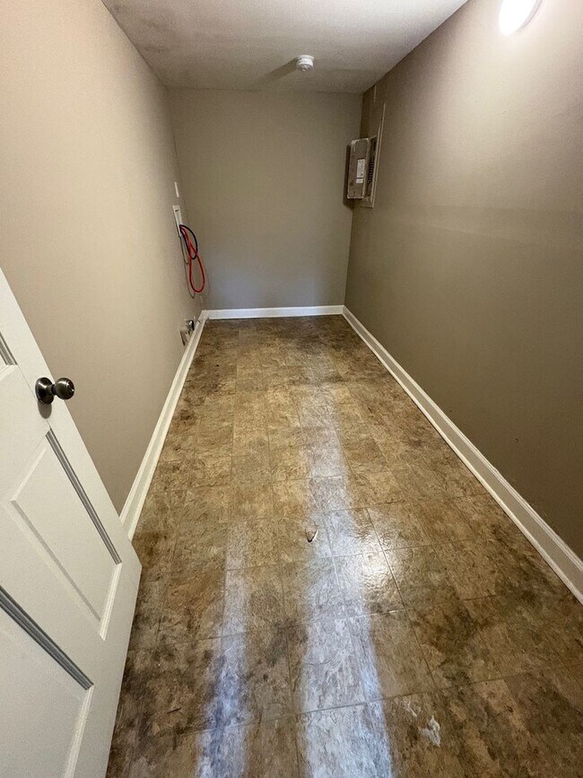 Building Photo - Spacious 4BR House in Lithonia