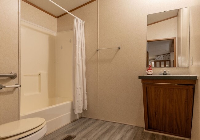 Building Photo - Hocking Hills Home For Rent