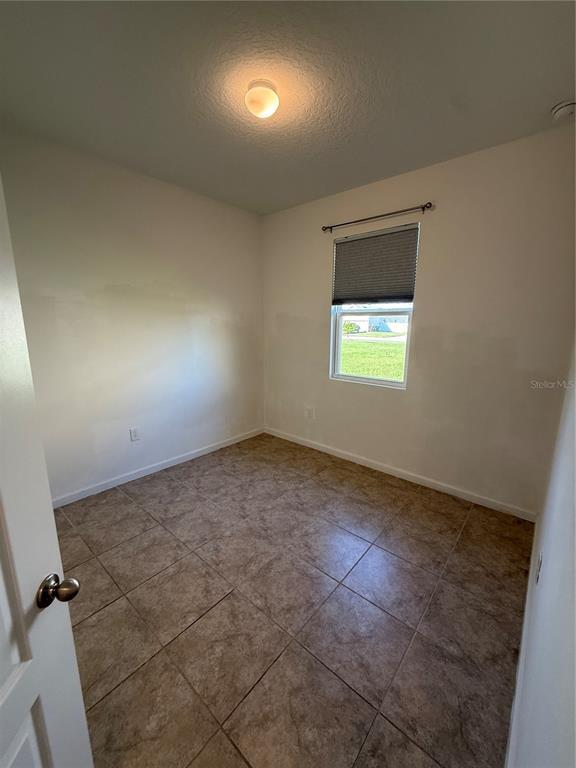 Building Photo - 5593 Western Sun Dr