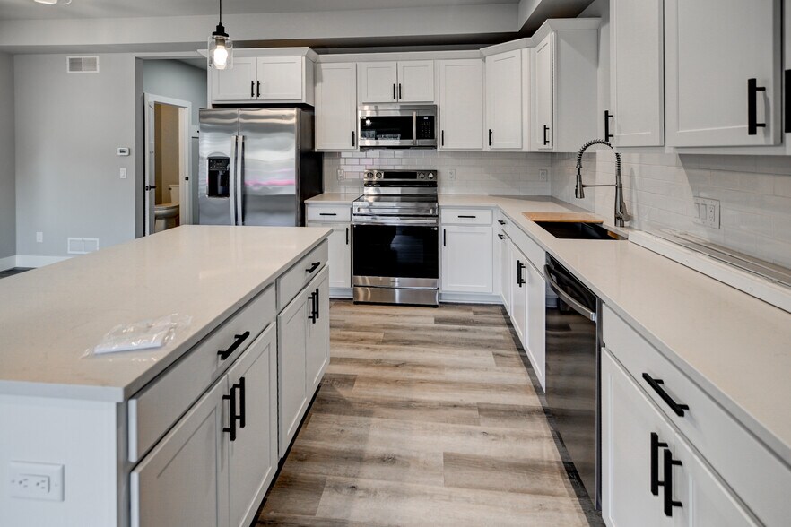 Building Photo - 4783 Suelo Rd