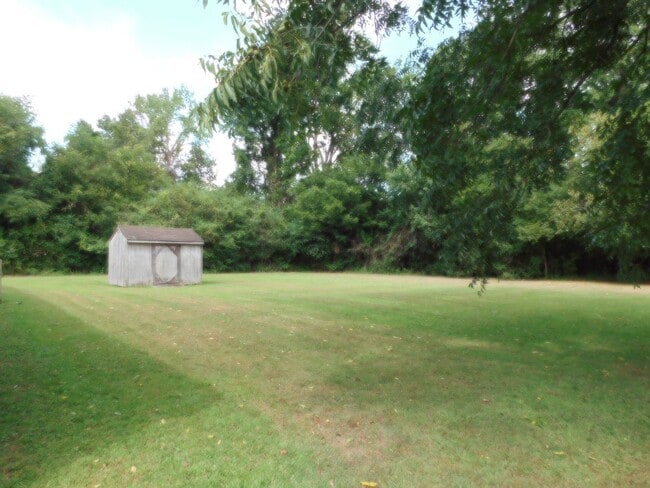 Building Photo - 2 bed, 2 bath in Hertford